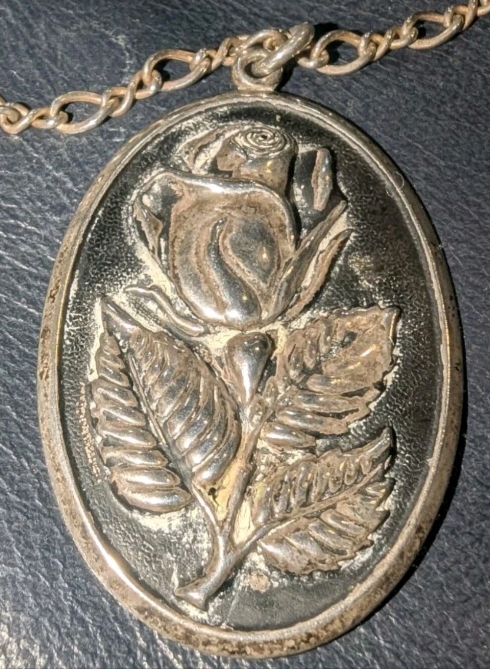 HEAVY 0.80 oz Vintage INTERNATIONAL STERLING 3D Rose Necklace - 22.7g Total